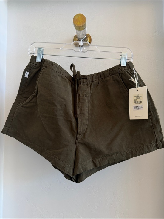 Citizens Of Humanity Pants - Citizens of Humanity Este Drawstring Shorts in Dark Olive.